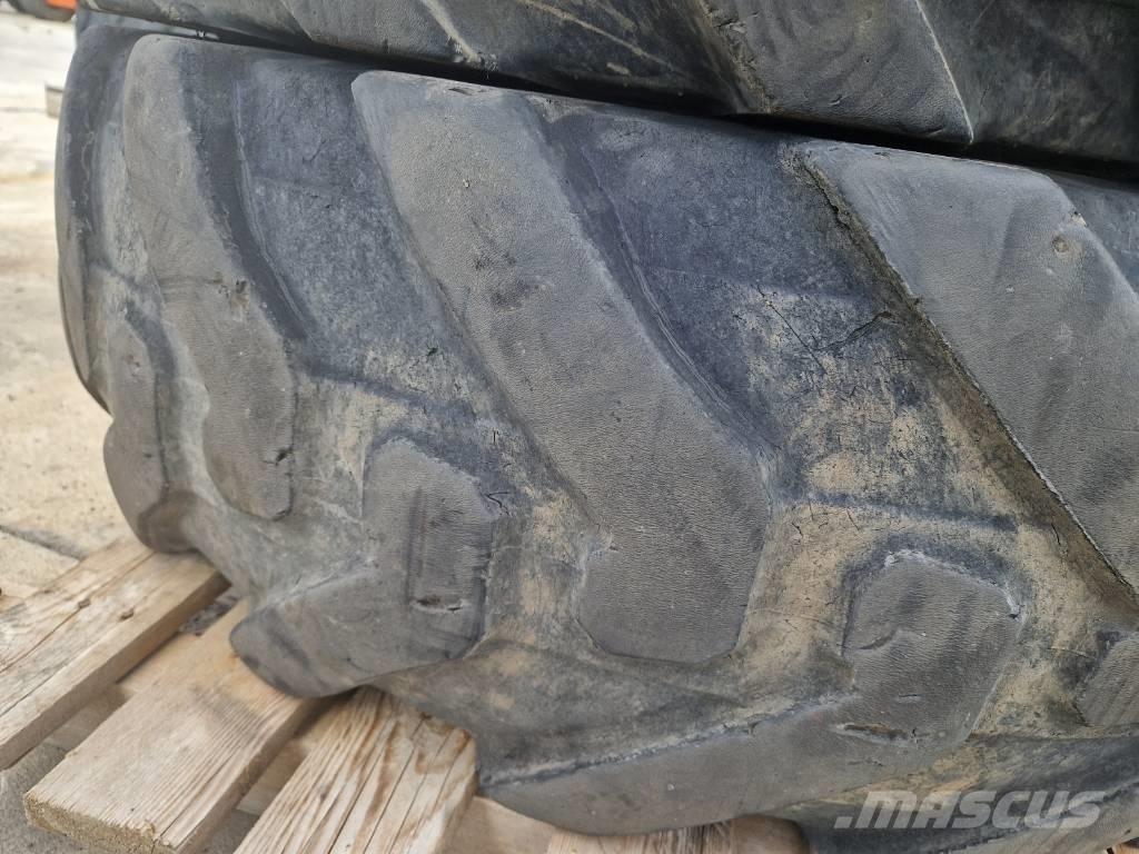 Manitou MT 1335 1440 Ελαστικά και ζάντες