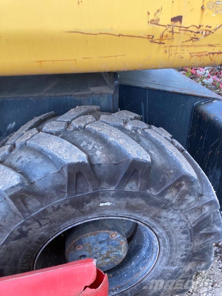 Komatsu PW 140-7 Εκσκαφείς με τροχούς - λάστιχα