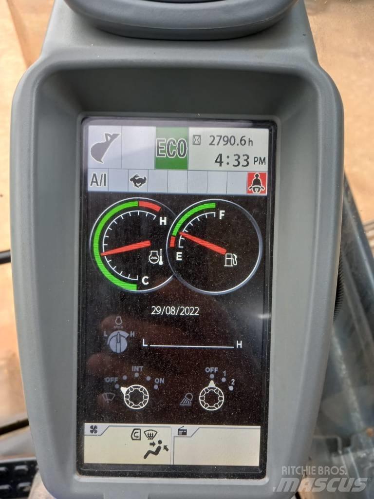 DEERE 210G Εκσκαφείς με ερπύστριες