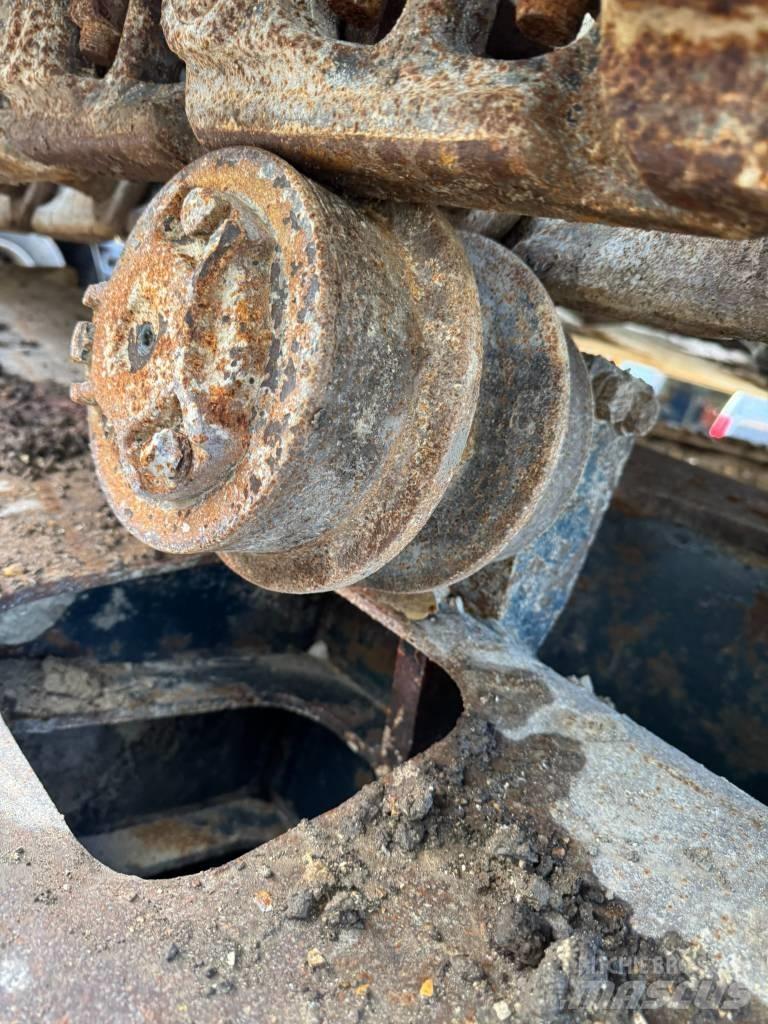 Hyundai R330 Εκσκαφείς με ερπύστριες