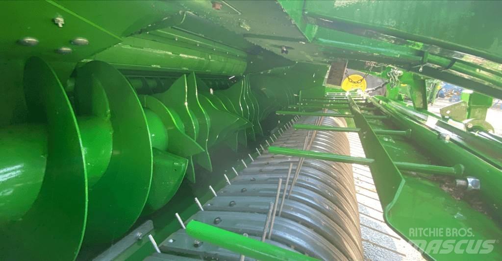 John Deere V461M Πρέσες κυλινδρικών δεμάτων