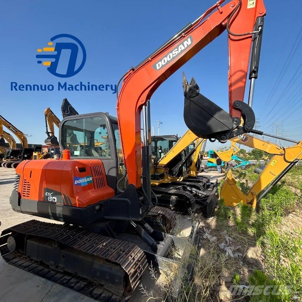 Doosan DX 60 Εκσκαφείς με ερπύστριες