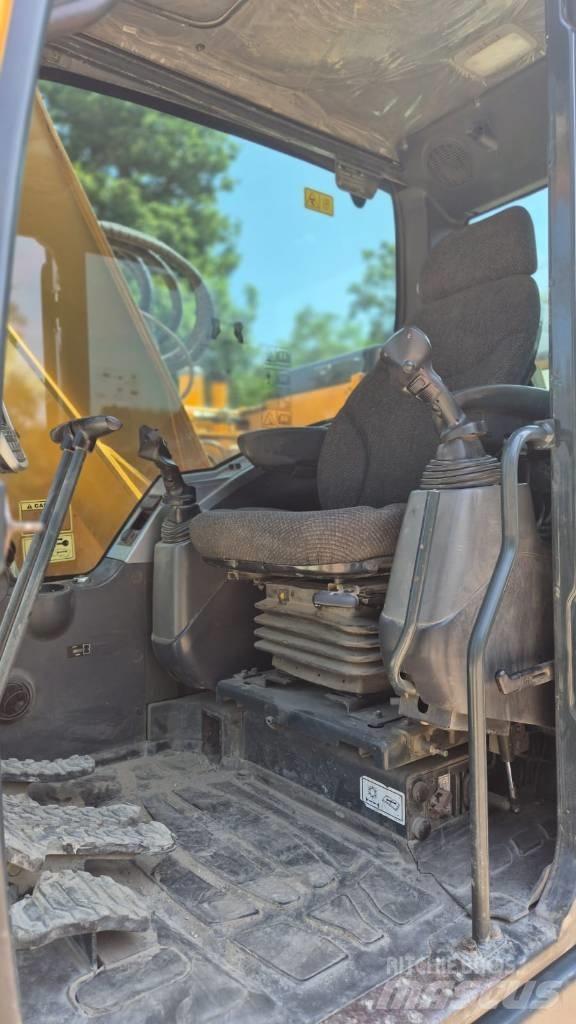 Hyundai HX 145 LCR Εκσκαφείς με ερπύστριες