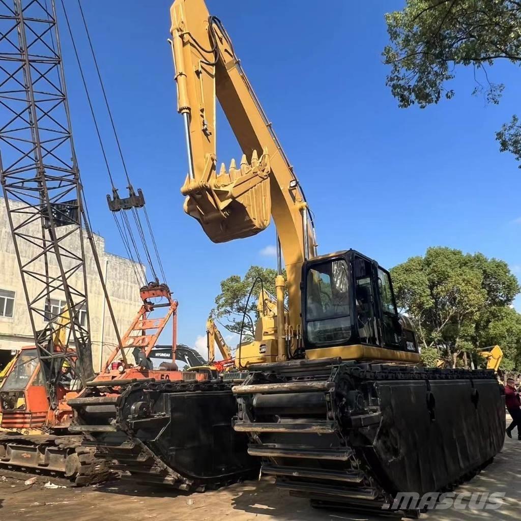 CAT 320 C Αμφίβιοι εκσκαφείς