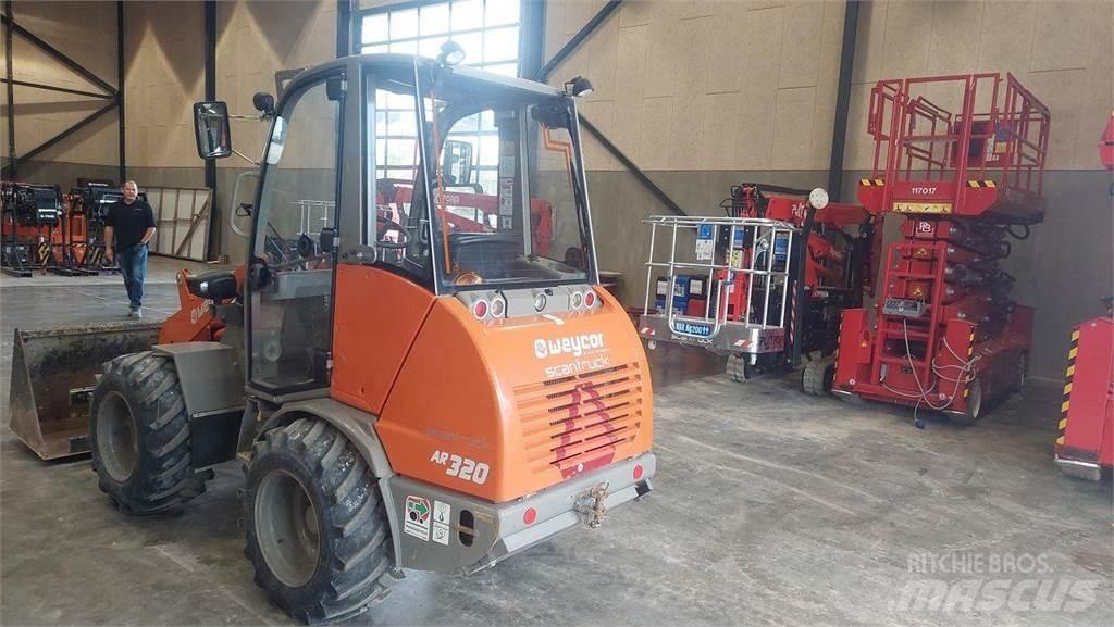 Weycor AR320 Cab Φορτωτές πολλαπλών χρήσεων