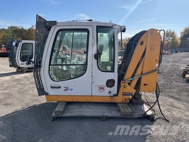 Liebherr A 934 C HD Καμπίνες και εσωτερικό