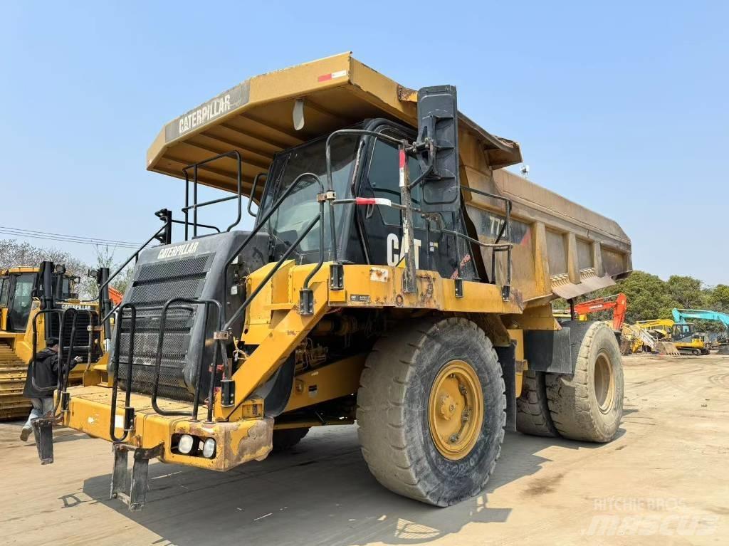 CAT 773 F Άκαμπτα Dumper με ανατρεπόμενο κάδο
