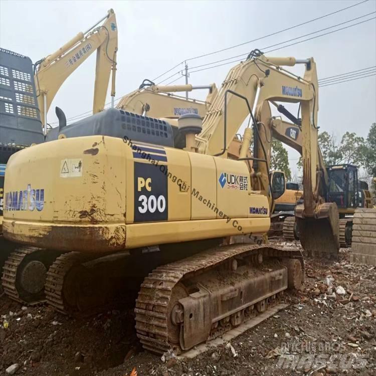 Komatsu 300 Εκσκαφείς με ερπύστριες