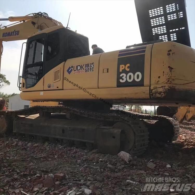 Komatsu 300 Εκσκαφείς με ερπύστριες