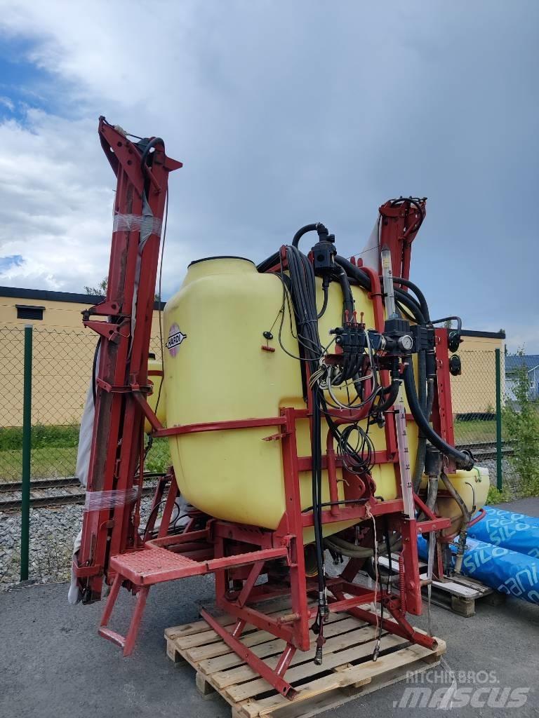 Hardi Master Twin Αναρτώμενα ψεκαστικά