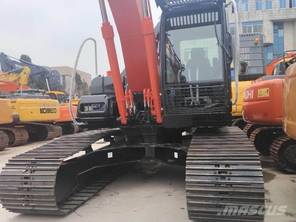 Hitachi ZX 200 Εκσκαφείς με ερπύστριες