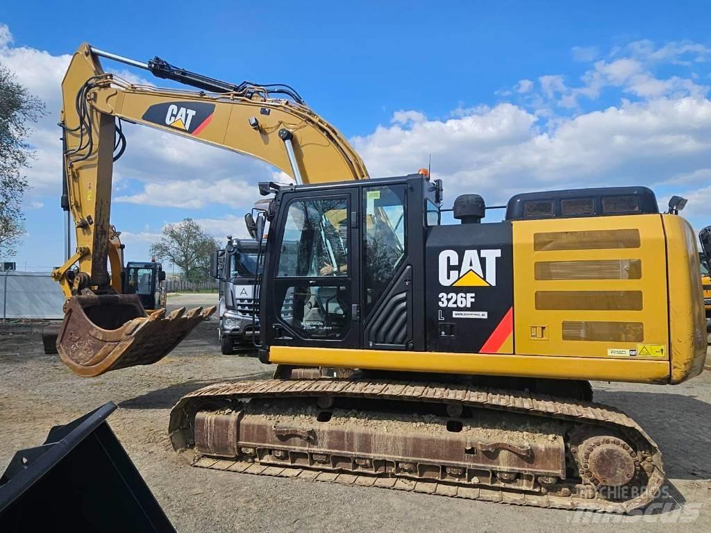 CAT 326 F L Εκσκαφείς με ερπύστριες