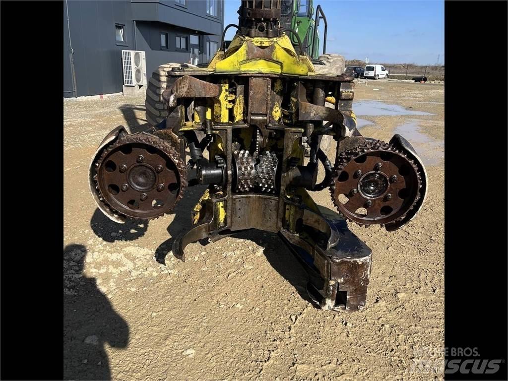 John Deere 1470E Θεριζοαλωνιστικές μηχανές
