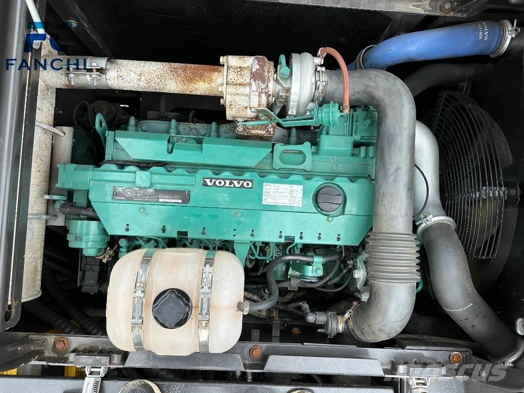 Volvo 210 Εκσκαφείς με ερπύστριες