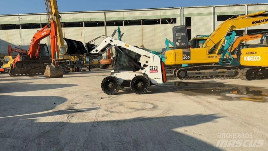 Bobcat S 220 Φορτωτάκια
