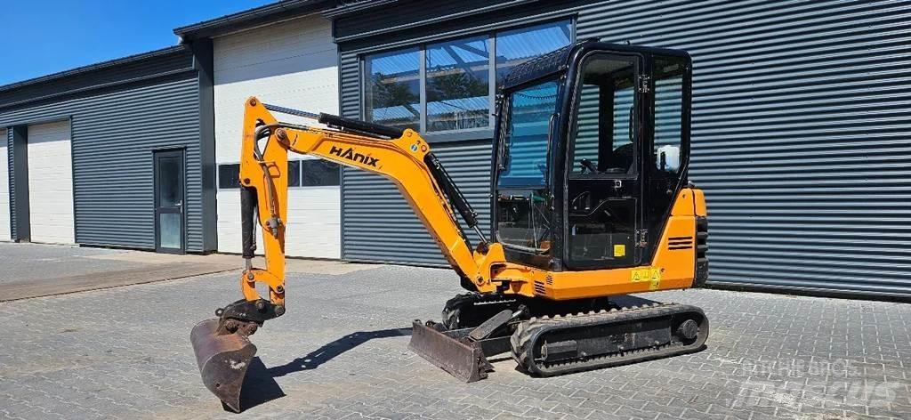 Hanix H 17D Εκσκαφάκι (διαβολάκι) < 7t