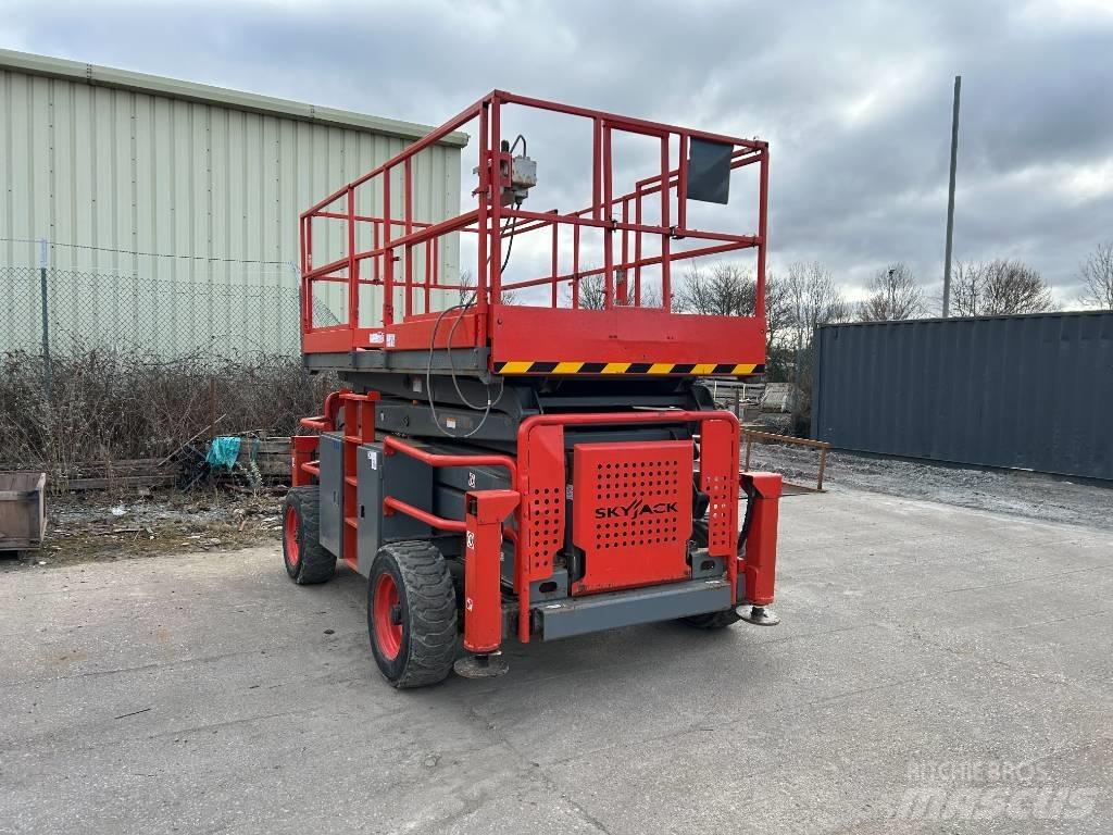 SkyJack SJ 8841 RT Ανυψωτήρες ψαλιδωτής άρθρωσης