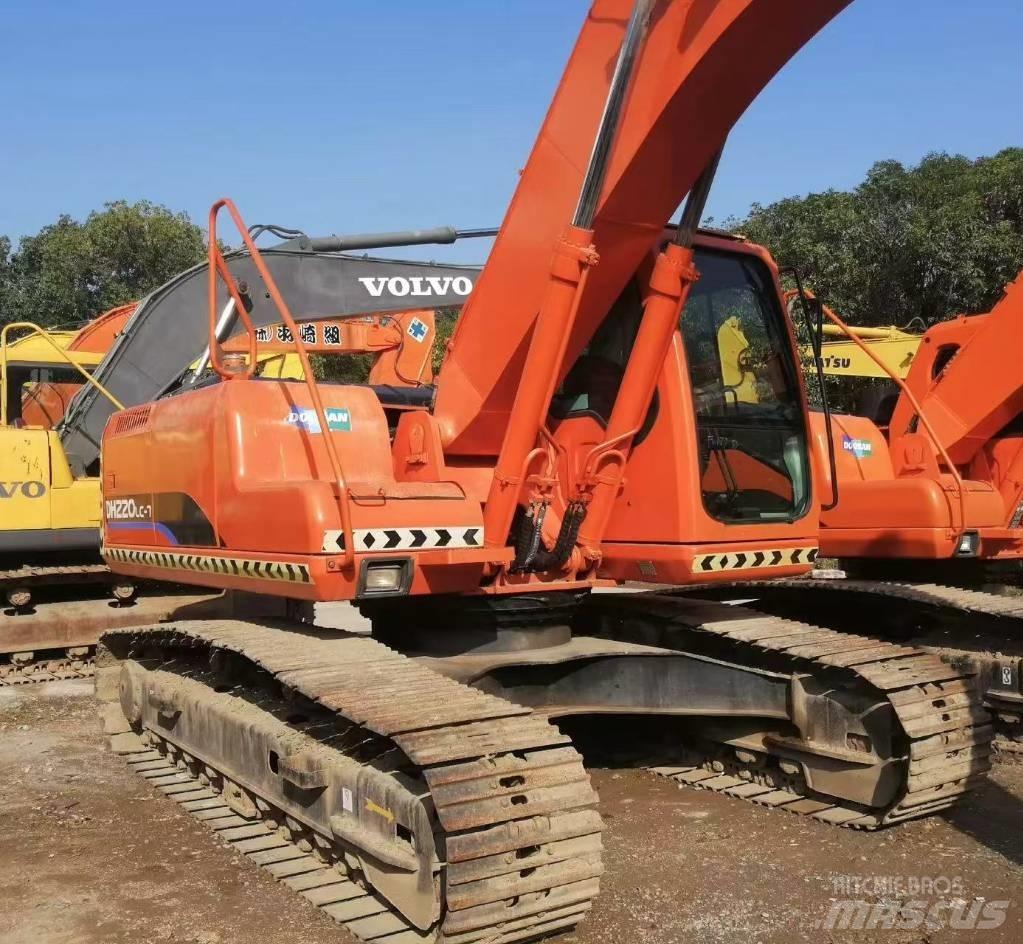Doosan DH 220 Εκσκαφείς με ερπύστριες