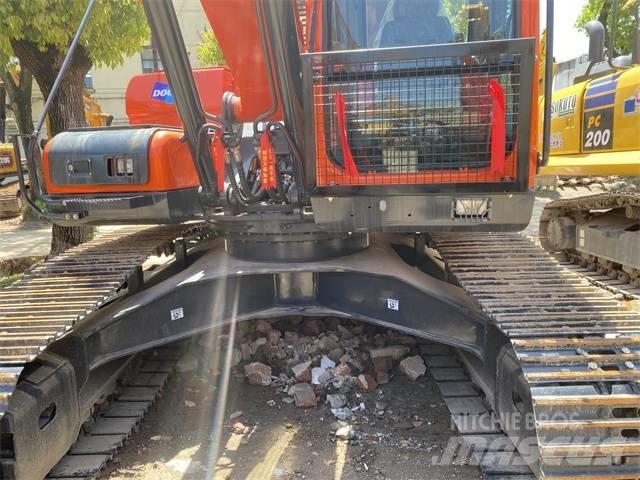 Doosan DX 225 LC Εκσκαφείς με ερπύστριες
