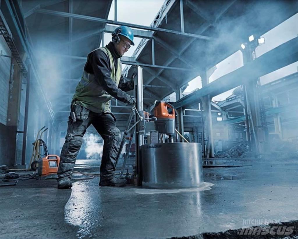Husqvarna DM7000 Εξοπλισμός σκαλωσιών