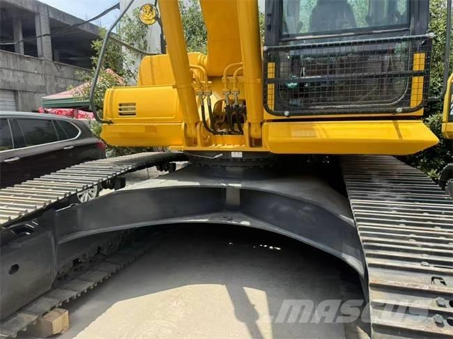Komatsu PC 220 Εκσκαφείς με ερπύστριες