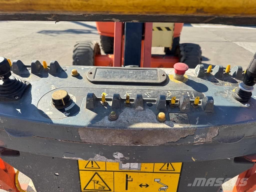 JLG 450 AJ Ανυψωτήρες με αρθρωτό βραχίονα