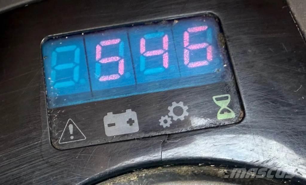 BT SWE200D Παλετοφόρα πεζού χειριστή με ιστό