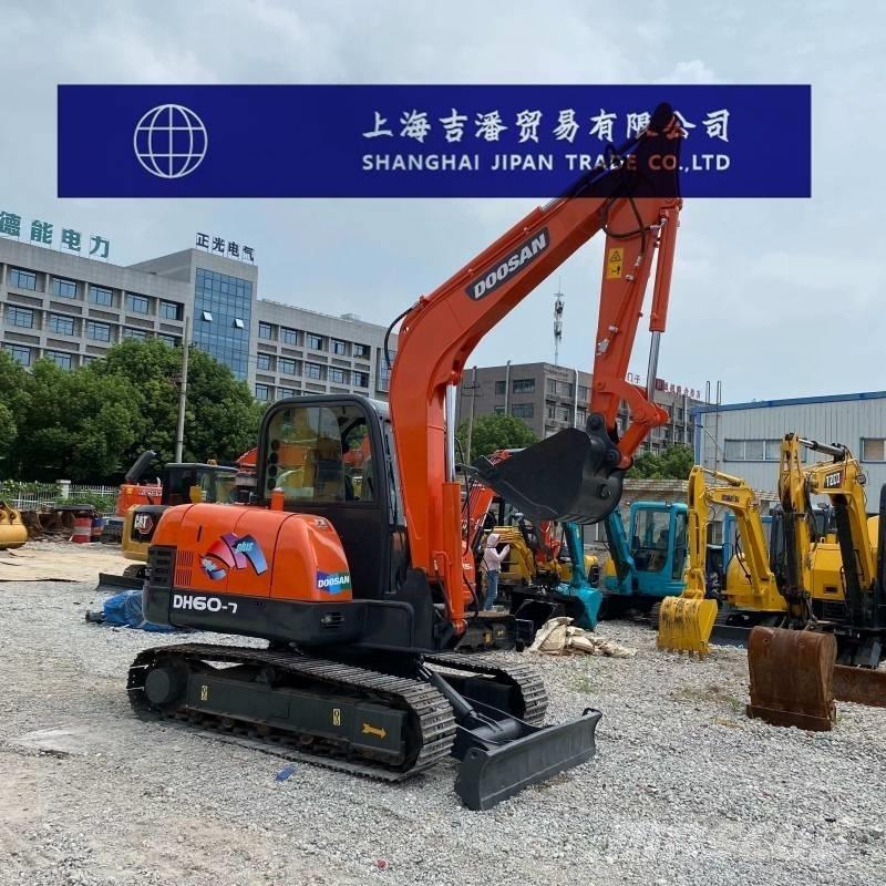 Doosan DH 60 Εκσκαφείς με ερπύστριες