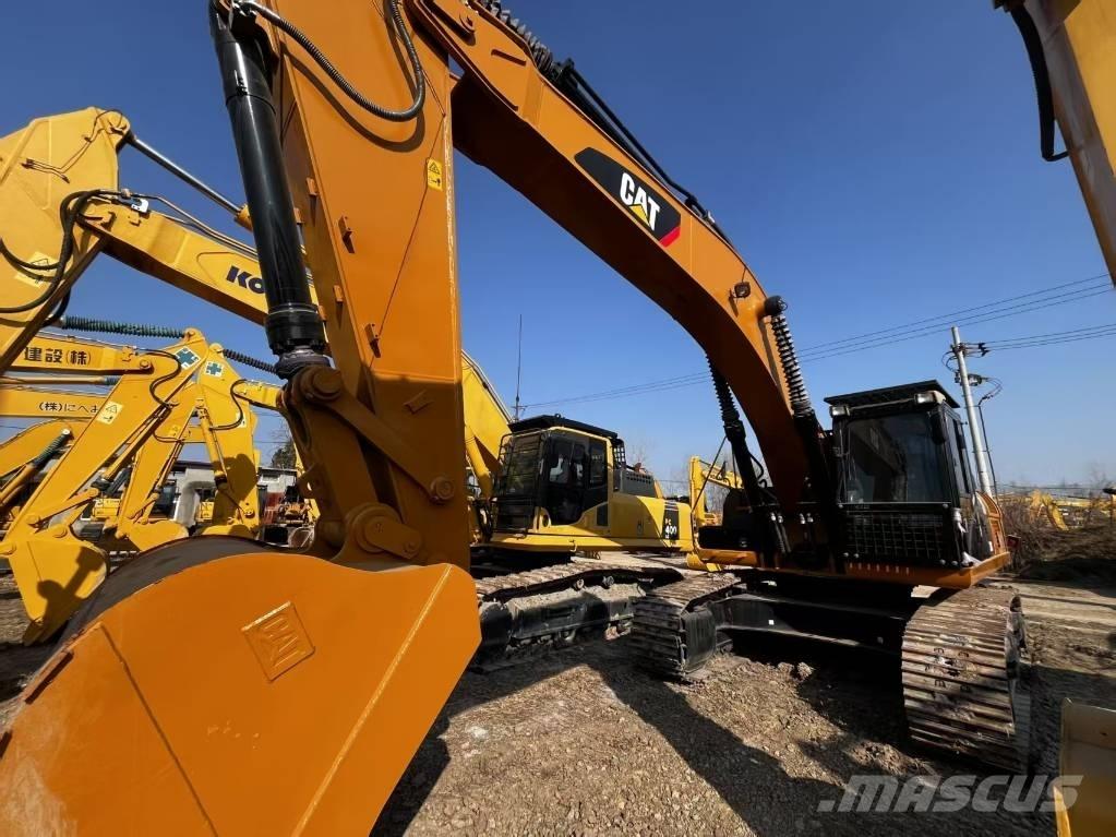 CAT 330 D2 Εκσκαφείς με ερπύστριες