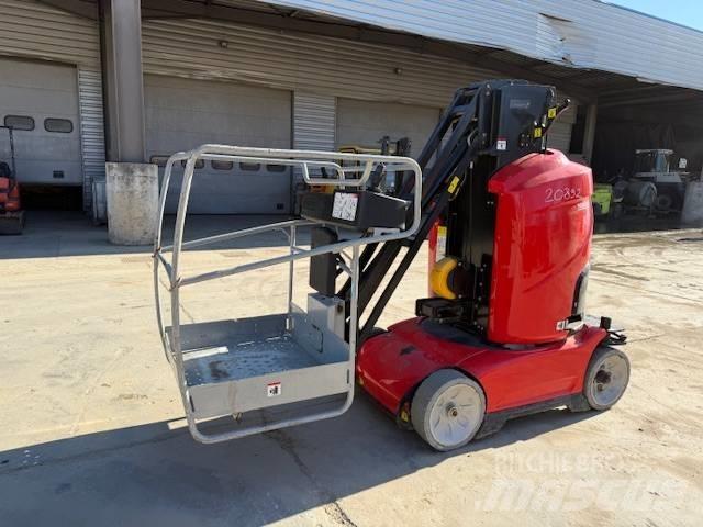 Manitou 100 VJR Ανυψωτήρες με κατακόρυφους πυλώνες