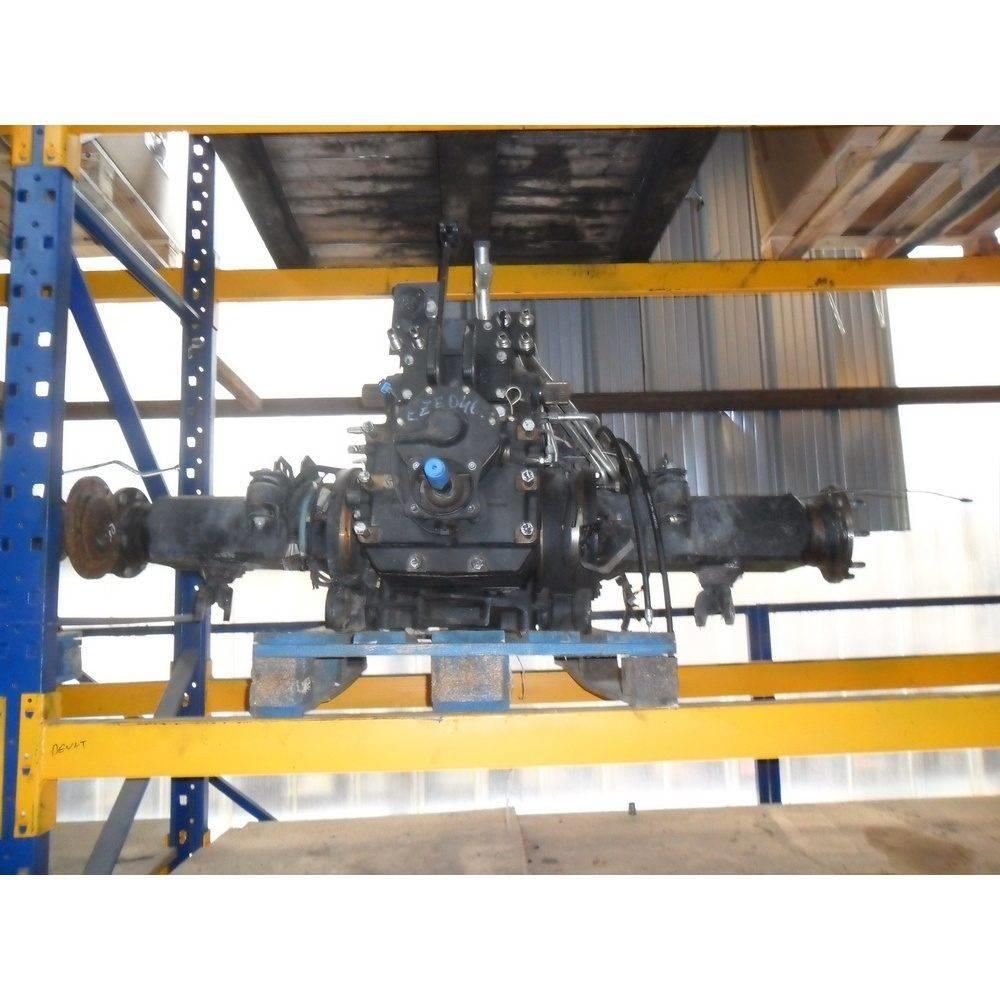 New Holland TS100A Μετάδοση