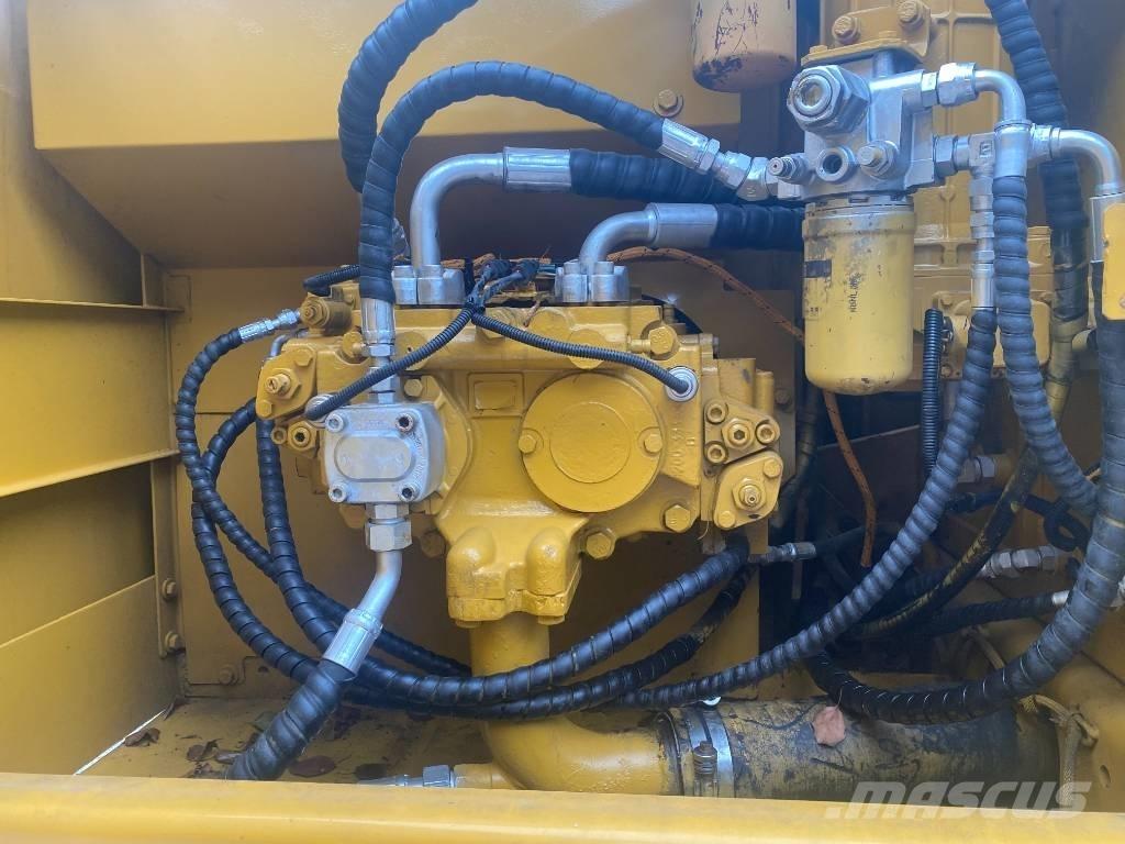 CAT 320 C L Εκσκαφείς με ερπύστριες