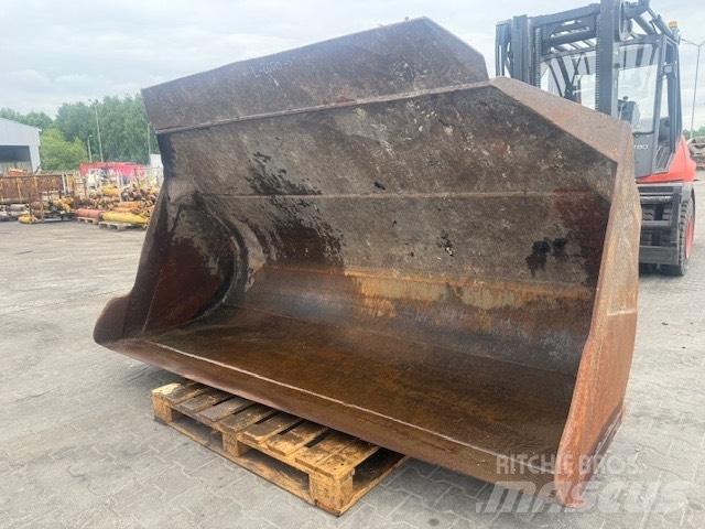 Liebherr L 541 Κουβάδες