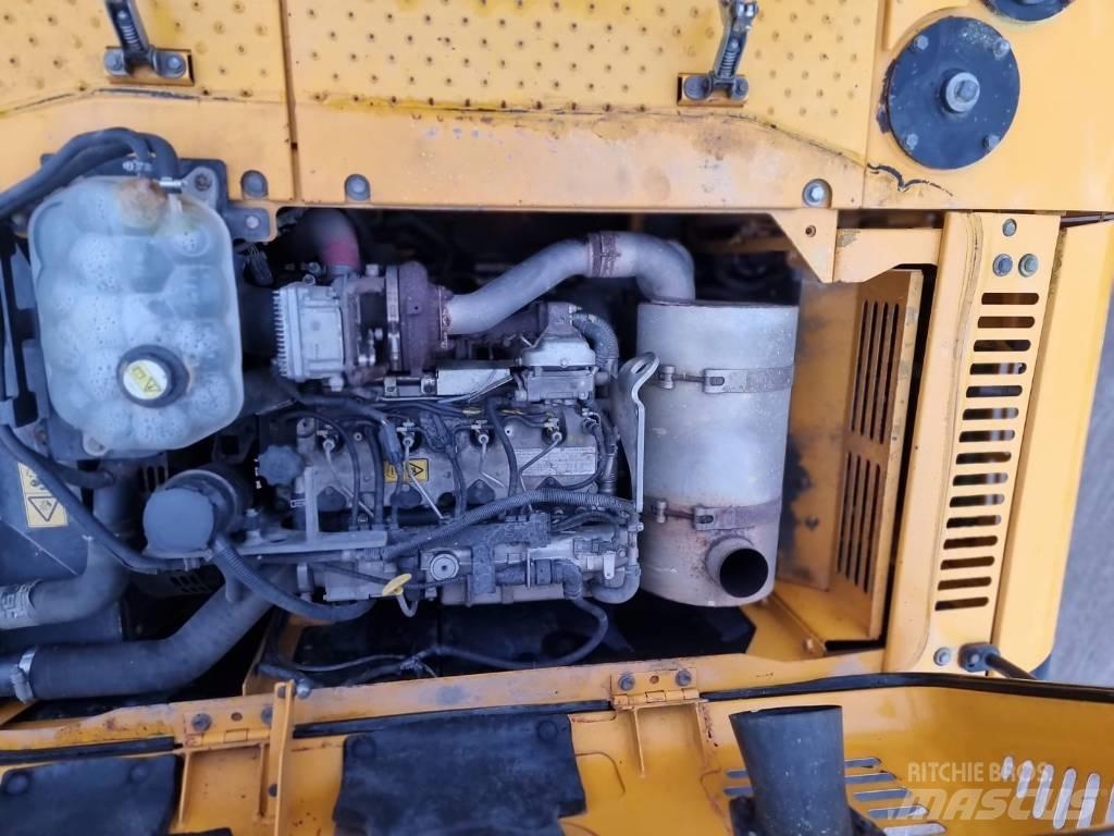 JCB JS 220 LC Εκσκαφείς με ερπύστριες