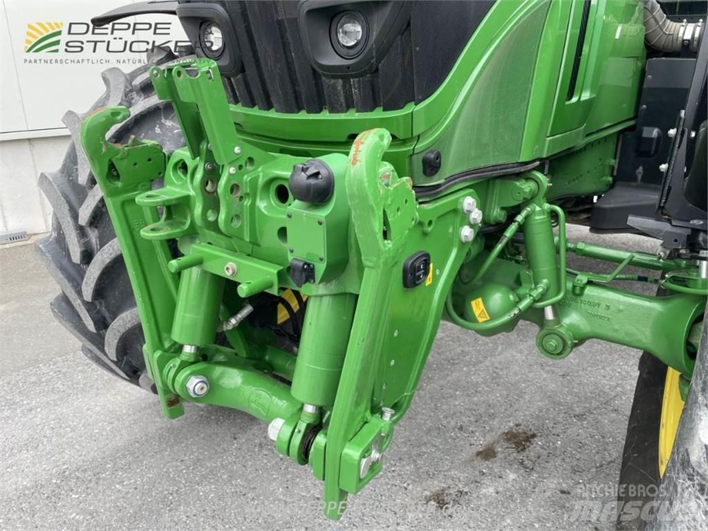 John Deere 6230R Τρακτέρ