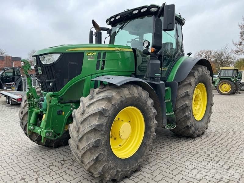 John Deere 6250R Τρακτέρ