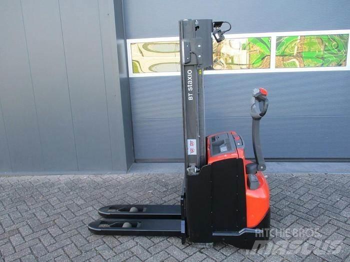 Toyota SWE 140 Παλετοφόρα πεζού χειριστή με ιστό