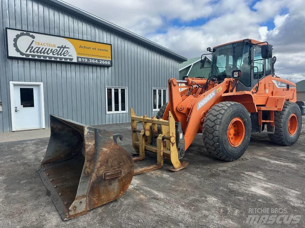 Doosan DL220-5 Φορτωτές με λάστιχα (Τροχοφόροι)