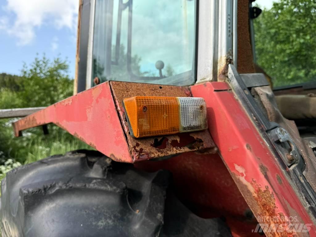 Massey Ferguson 675 Τρακτέρ