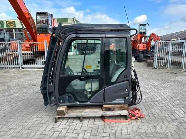 Hitachi ZX-LC-5B Καμπίνες και εσωτερικό