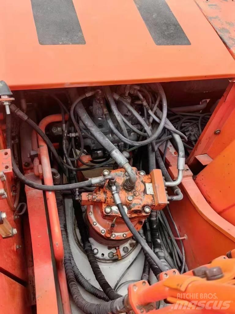 Doosan 225-7 Εκσκαφείς με ερπύστριες