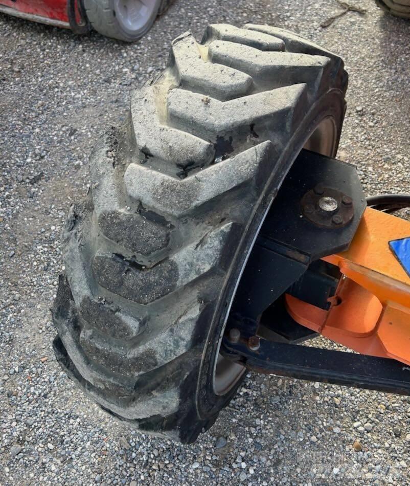 JLG 340 AJ Ανυψωτήρες με αρθρωτό βραχίονα