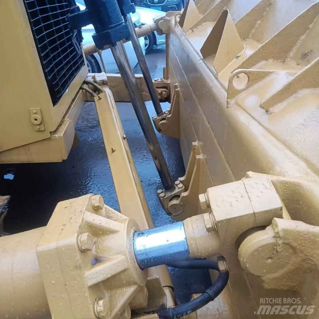 CAT D 6 H Γκρέιντερς