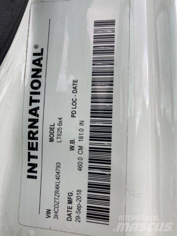 International LT Τράκτορες
