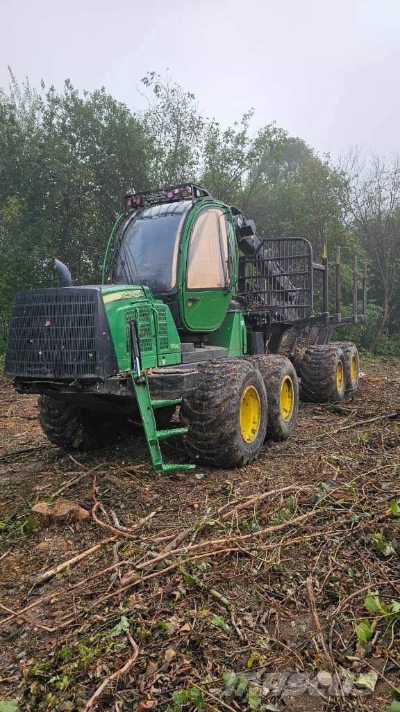 John Deere 1110 E Μεταφορείς ξυλείας