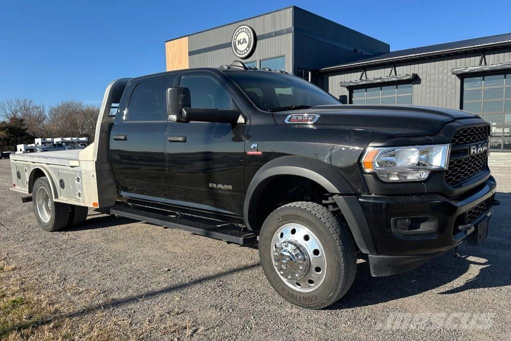 RAM 5500 TRADESMAN Φορτηγά Kαρότσα με ανοιγόμενα πλαϊνά