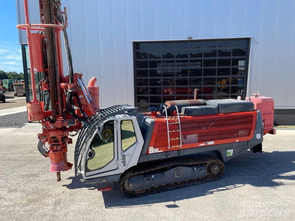 Sandvik DI 600 Εξοπλισμός επιφανειακών γεωτρήσεων