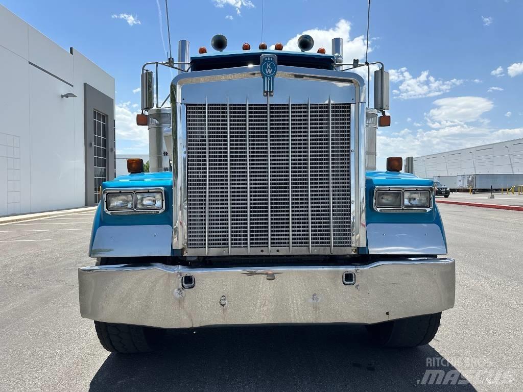 Kenworth W 900 Τράκτορες