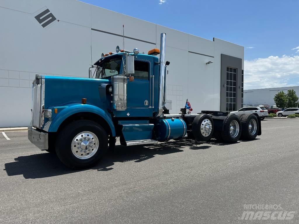 Kenworth W 900 Τράκτορες