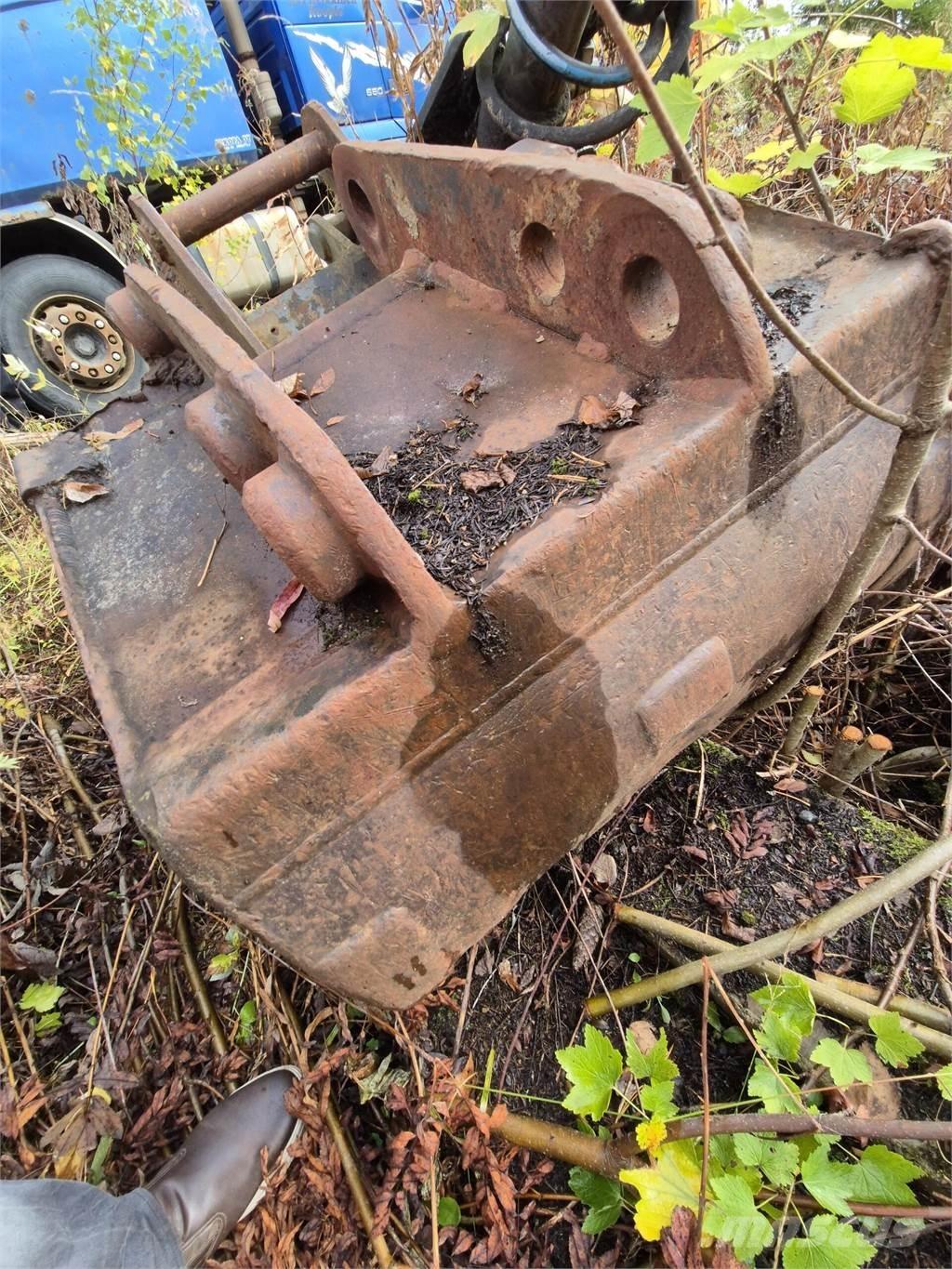  Kuokkakauha 700mm Κουβάδες